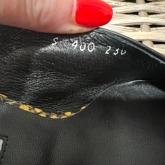 Yuul Yie size 36, size 6 Black and Yellow Slingback Heels, unique, stylish, EUC - Picture 7 of 7